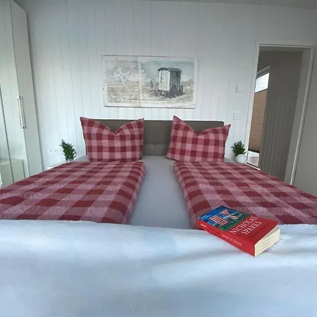Holiday home Schwimm-haus Antares One By Seeblick Ferien Oro *